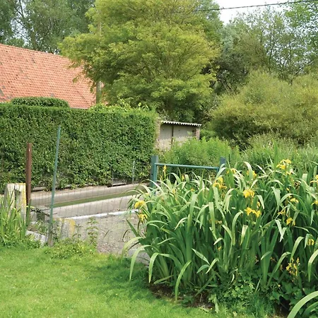 Awesome In Boucres With Kitchen Holiday home Hames-Boucres