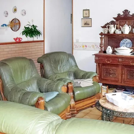 Lovely In Boucres With Wifi